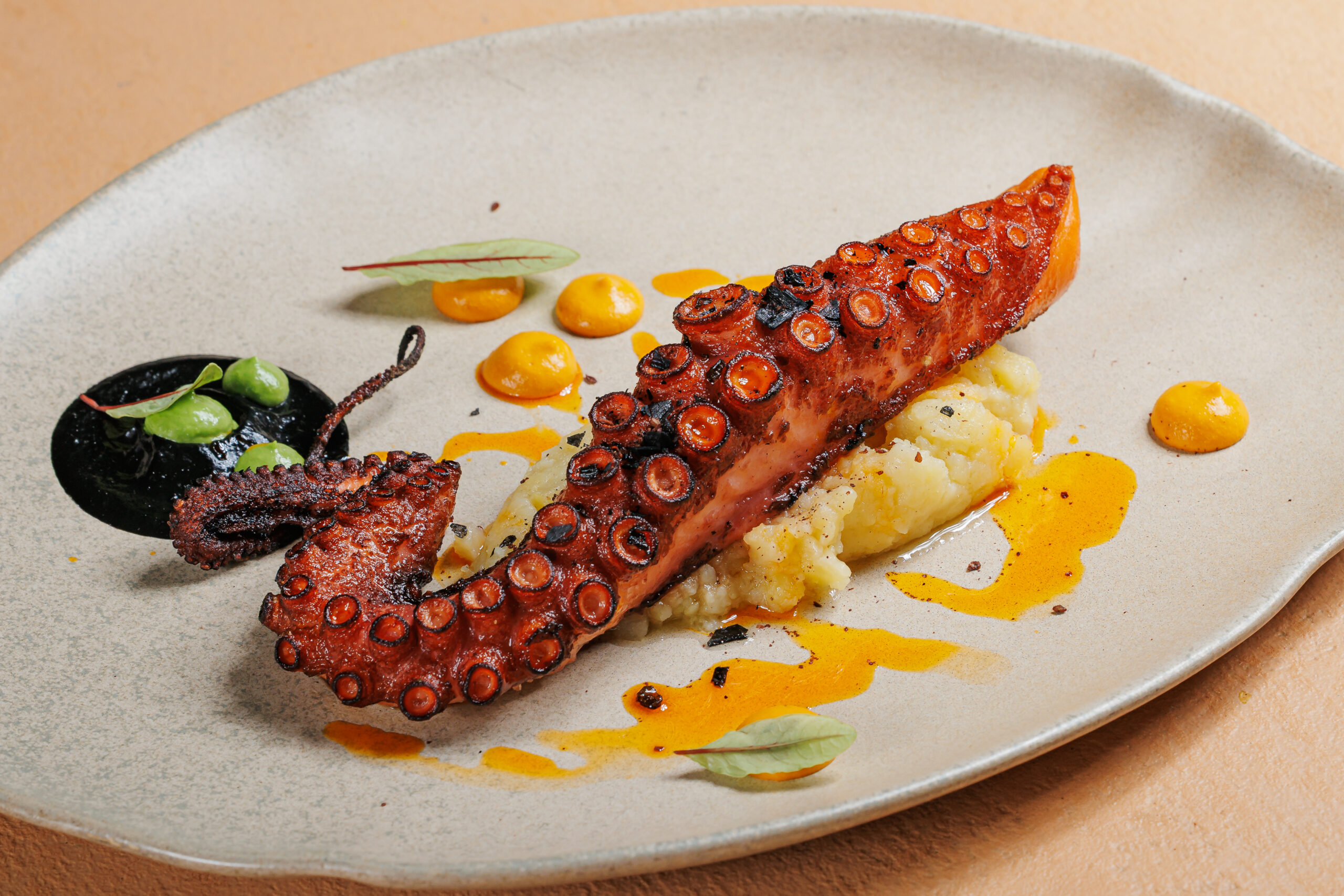 Octopus leg with garlic purée