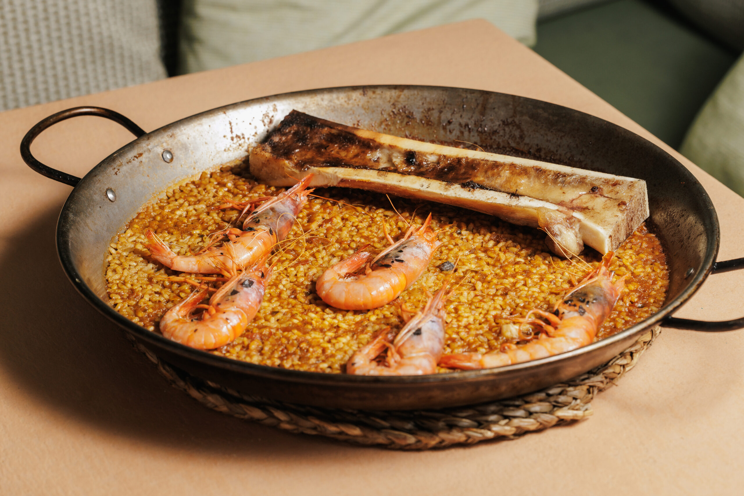 Red prawn and bone marrow rice H